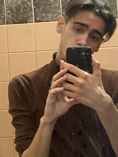  ,   Ernest, 22 ,   ,   