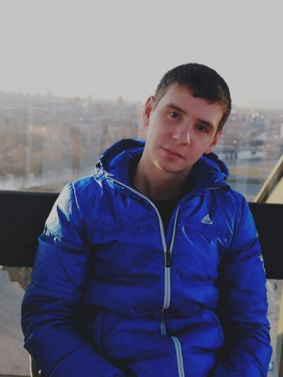  ,   Alex, 33 ,   ,   , c , 