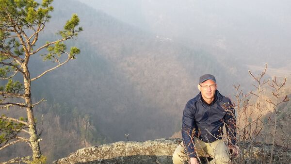  ,   Maxim, 46 ,   