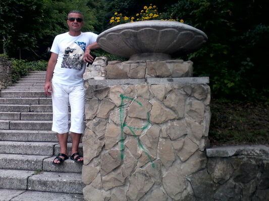  ,   Stefan, 61 ,   