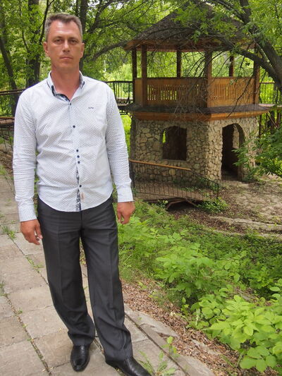 ,   Vadim, 53 ,   