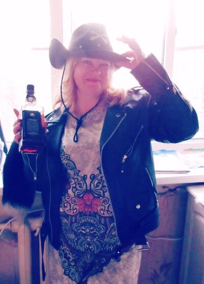  ,   Elena, 53 ,     , c 