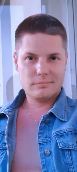  ,   Artem, 35 ,   ,   