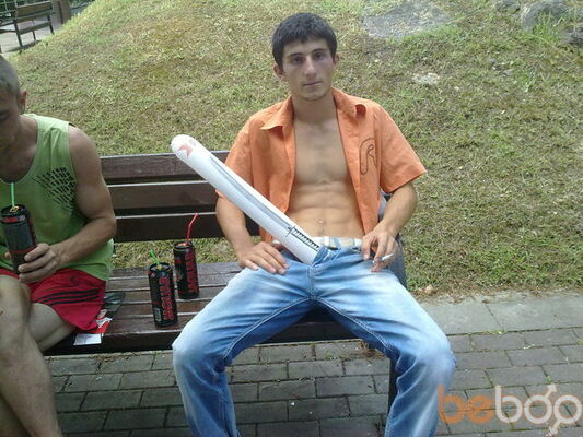  ,   Aram, 32 ,     , c 