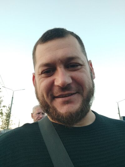  ,   Artur, 35 ,   ,   