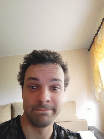  ,   Serge, 34 ,   ,   