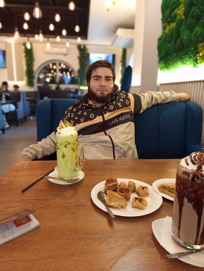  ,   Muslim, 28 ,   ,   