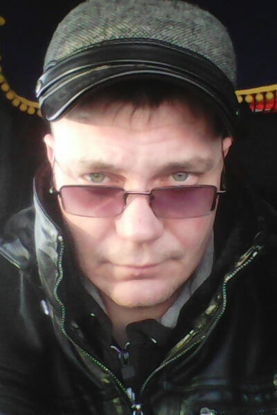  ,   Denis, 40 ,   ,   , c 