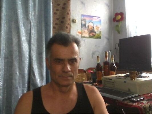  ,   Victor, 68 ,   