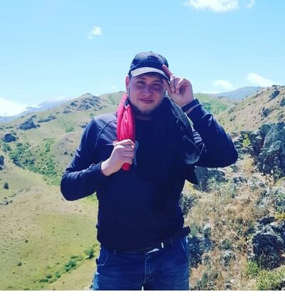  ,   Yevgeniy, 31 ,   ,   , c 