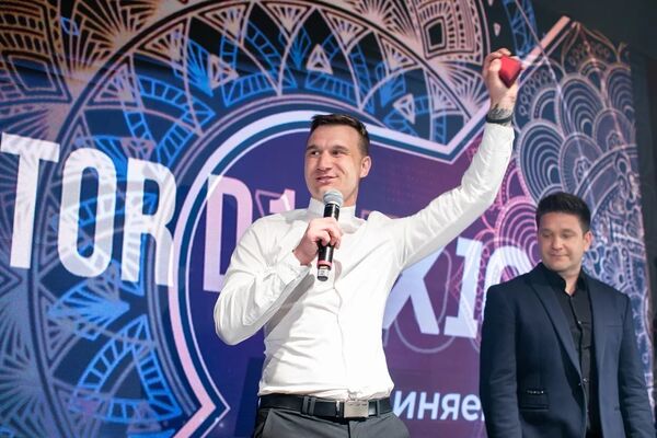  ,   Dmitry, 35 ,   ,   , 