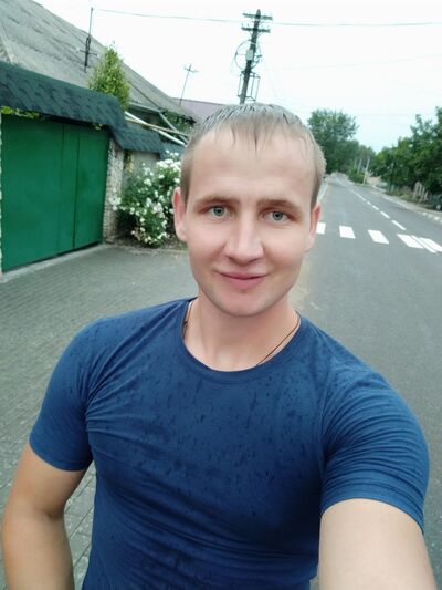  ,   Vasea, 32 ,   