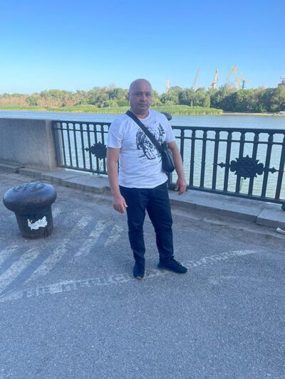  --,   Fuad, 43 ,   ,   