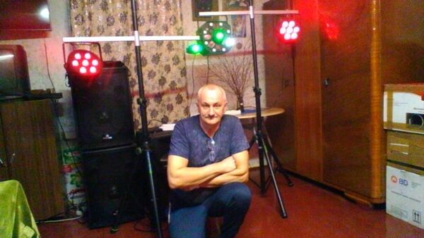  ,   Stas, 65 ,     , c 