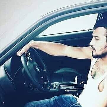  54468467  King, 27 ,    