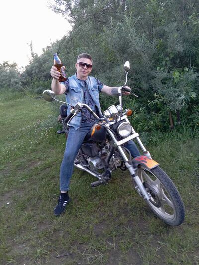  ,   Michael, 42 ,   ,   , c 