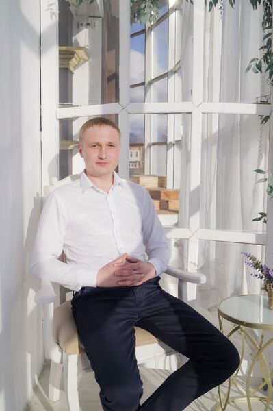  ,   Vitya, 35 ,   ,   