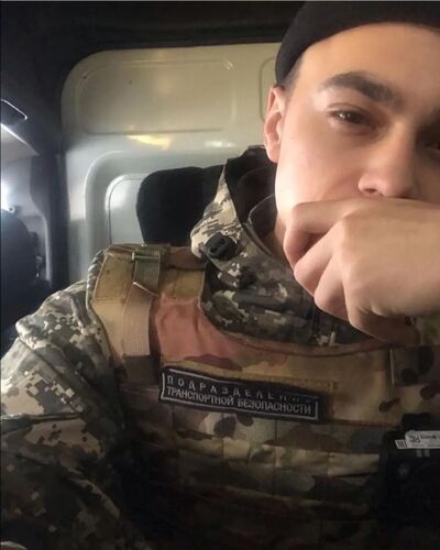  ,   Anton, 27 ,   ,   