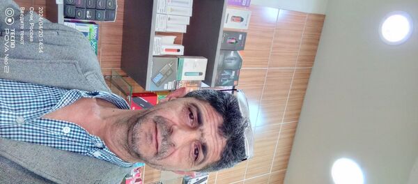  ,   Ali, 50 ,   ,   
