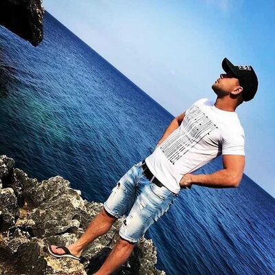  ,   Roman, 29 ,   ,   