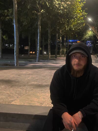  ,   Marcel, 24 ,   ,   