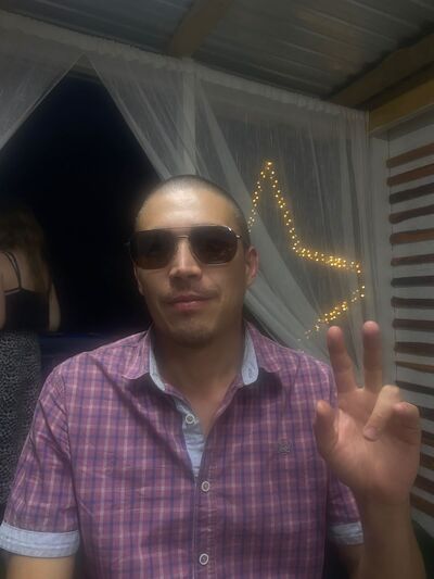  ,   Ruslan, 35 ,   ,   , c 