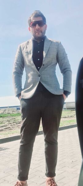  ,   Khan, 30 ,   ,   