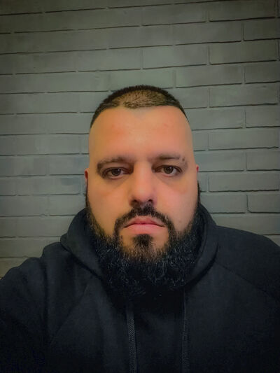  ,   Micha, 34 ,     , c 