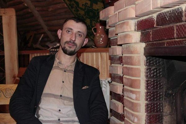  ,   Valentin, 41 ,   ,   