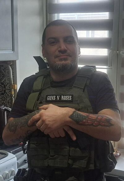  ,   Andrei, 41 ,   ,   , c 