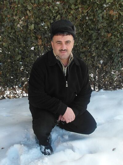  ,   Ali, 45 ,   