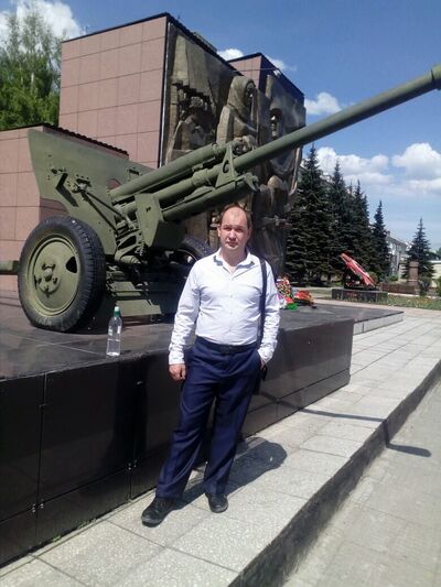  ,   Denis, 42 ,     , c 