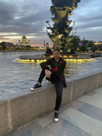  ,   Artem, 38 ,   ,   