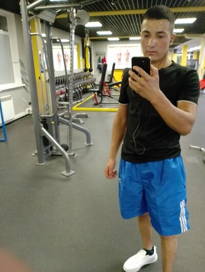  ,   Axrorbek, 25 ,   ,   