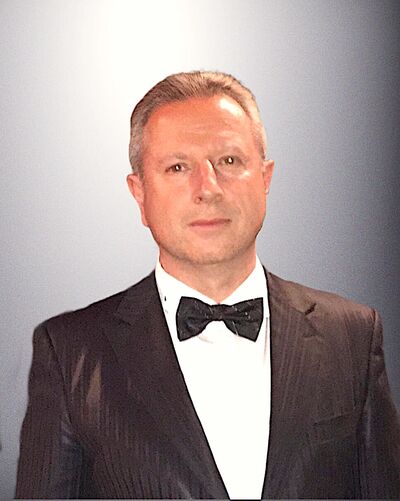  ,   Aleks, 60 ,   ,   
