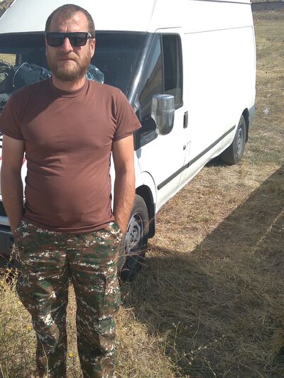 ,   David, 44 ,   ,   , c 
