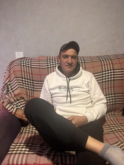  ,   Marcel, 33 ,   ,   