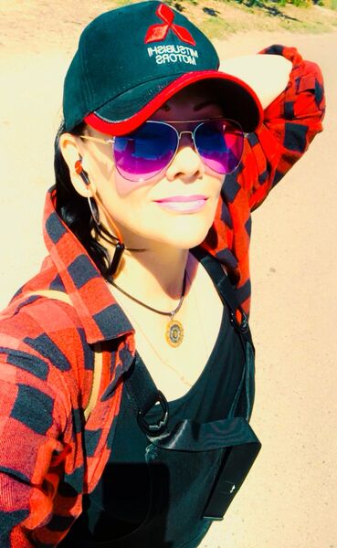  ,   Lara, 45 ,   c 