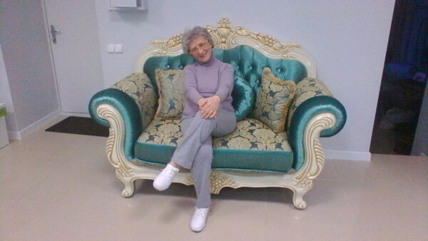  -,   Nina, 77 ,   ,   , c 