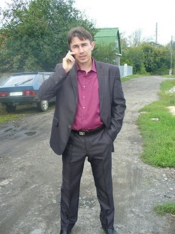  9831417  Appostol, 42 ,    