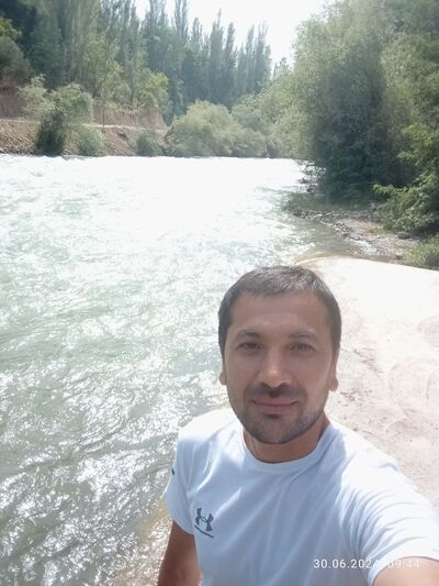  ,   Jamik, 37 ,   ,   