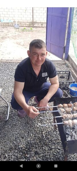  ,   Serge, 37 ,   ,   