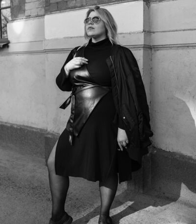  -,   Maria, 27 ,   ,   , c 