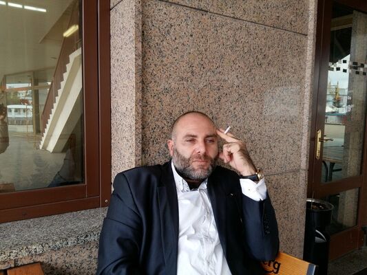  ,   Edgar, 44 ,     , c 