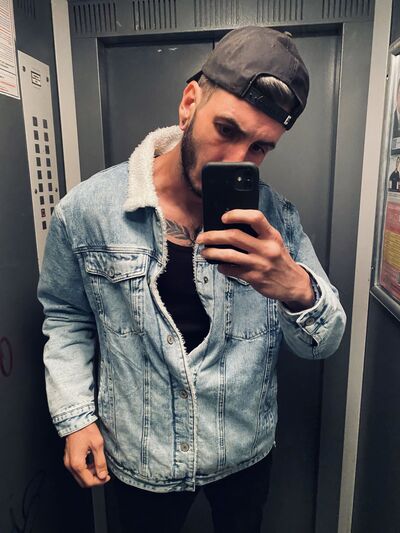  ,   Valeros, 34 ,  