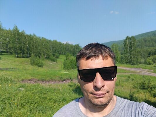  ,   Sergey, 40 ,   ,   