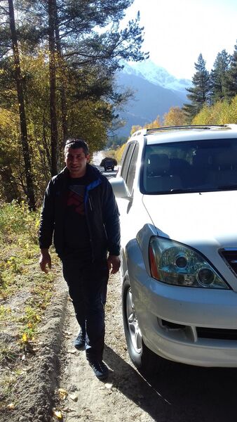  ,   Vugar, 42 ,     , c 
