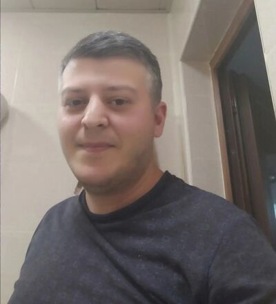  ,   Anar, 39 ,   ,   