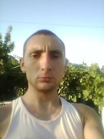  ,   Sergiu, 37 ,   ,   