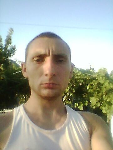  ,   Sergiu, 38 ,   ,   